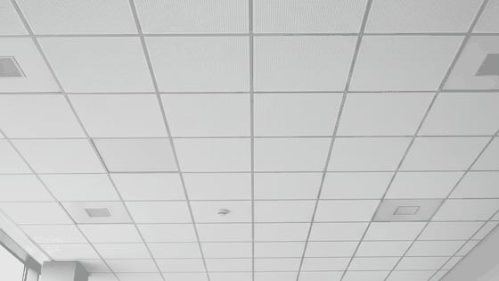 Какой гарантийный срок дают производители на каркасы и плиты — фото подвесной потолок | ТрансМонСтрой
